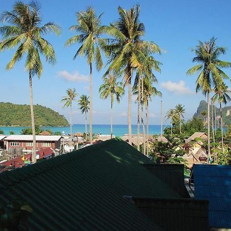 October Hostel Phi Phi Don Exterior photo