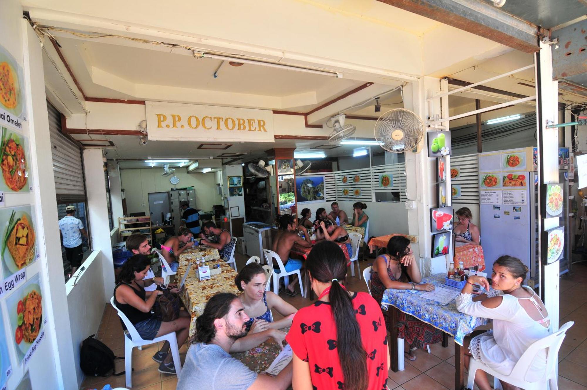 October Hostel Phi Phi Don Exterior photo