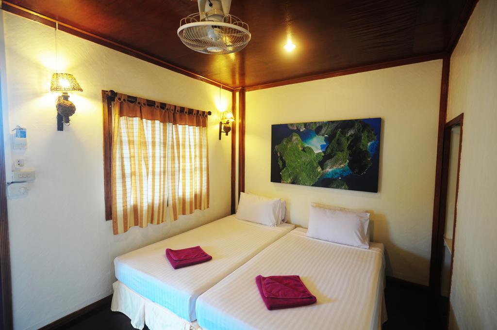 October Hostel Phi Phi Don Exterior photo